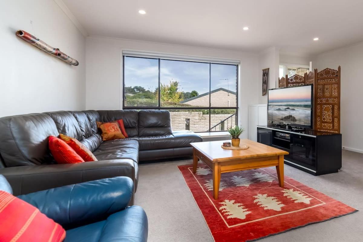 Spacious And Restful Holiday Home With Backyard Weetangerra Exterior foto